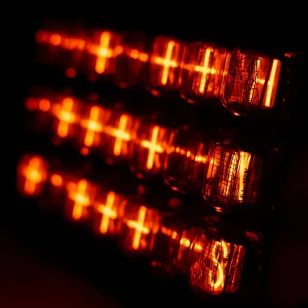 IN-12 IN-15 Binary Nixie Clock